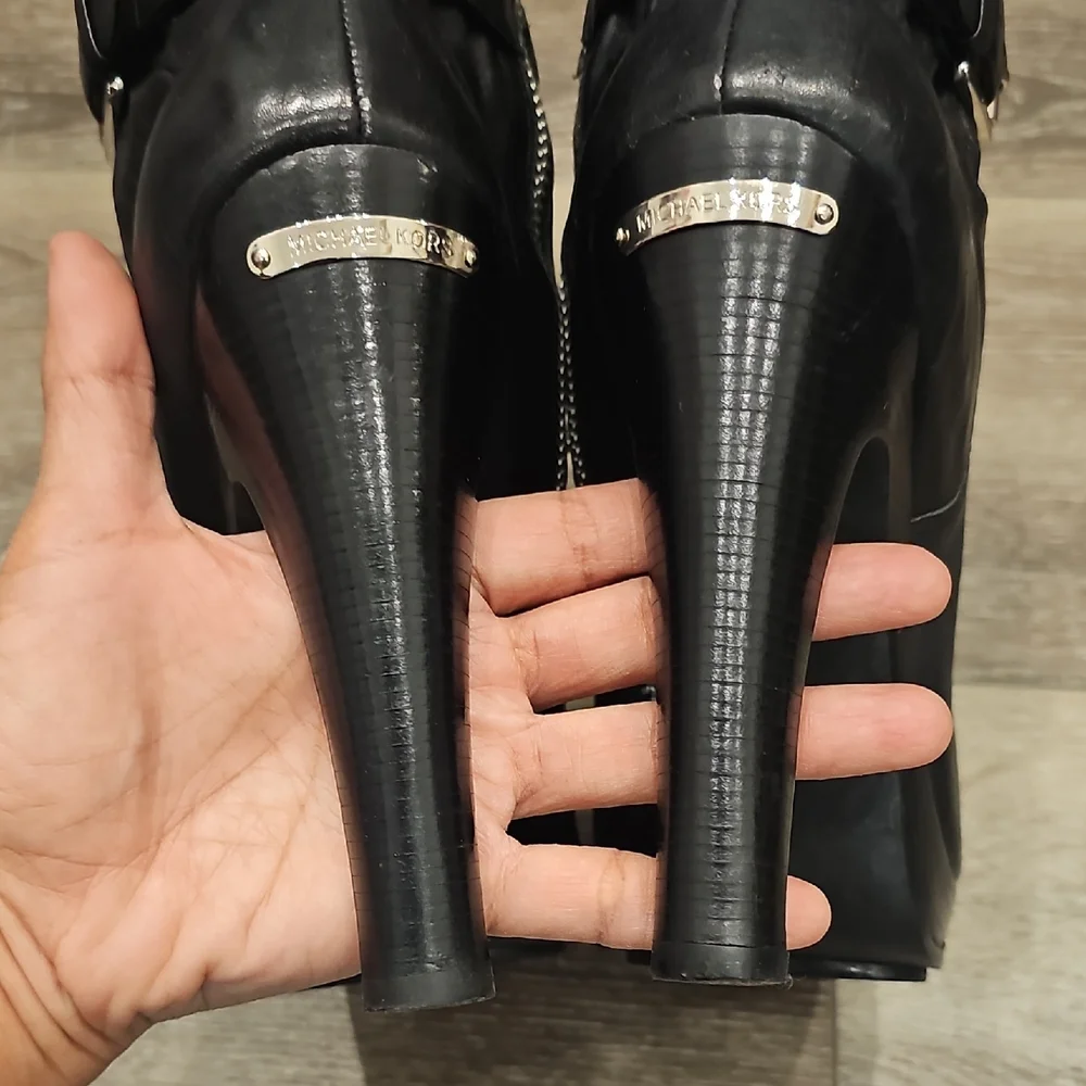 [Like New] MICHAEL KORS Black Leather Stiletto Heeled Boots Sz 10